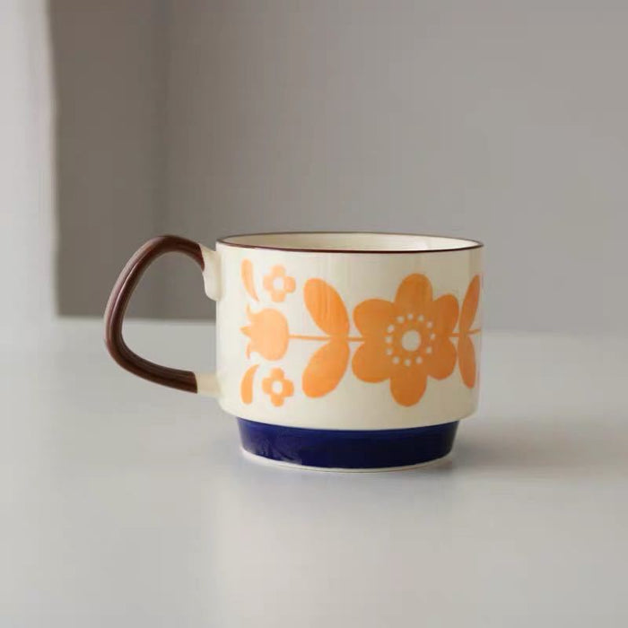 Stapelbare Retro-Blumen-Kaffeetasse